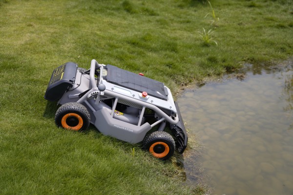 Mowrator Launches Advanced Zero-Turn RC Lawn Mower